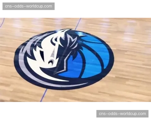 独行侠主场引入实时AI数据可视化系统，投射于球场中央